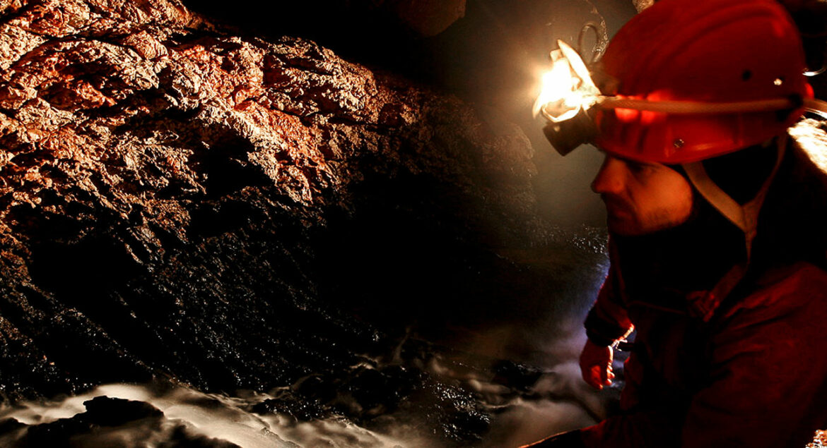 trabajos-subterraneos-tripodes-rescate